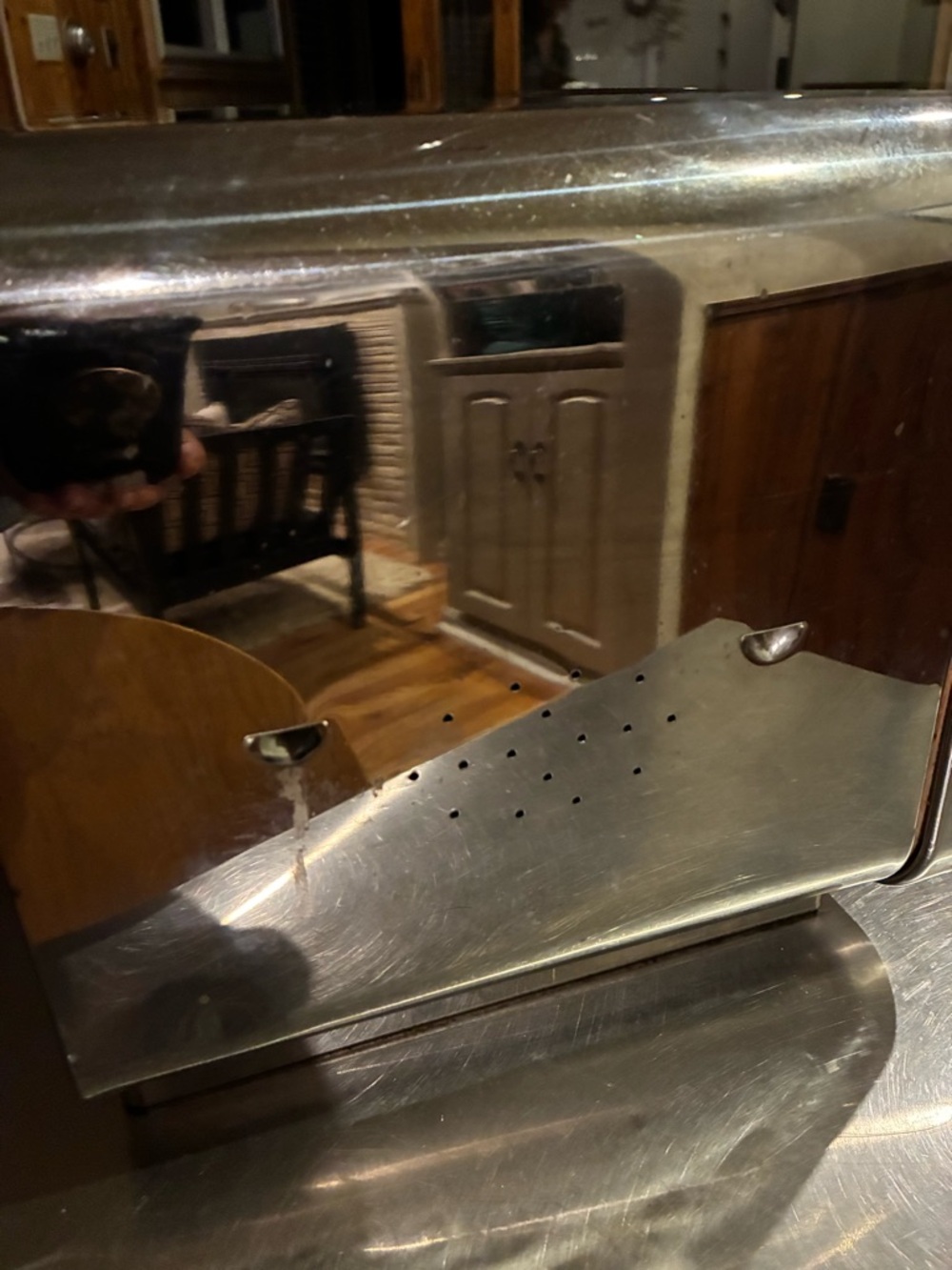 Breadette Masterware Chrome Bread Box Vintage Pie Safe w Built in Cutting Board - Picture 10 of 15